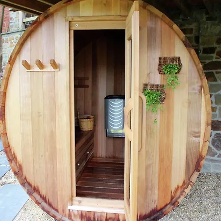 In Jupille Near Forest Trails * Verpré